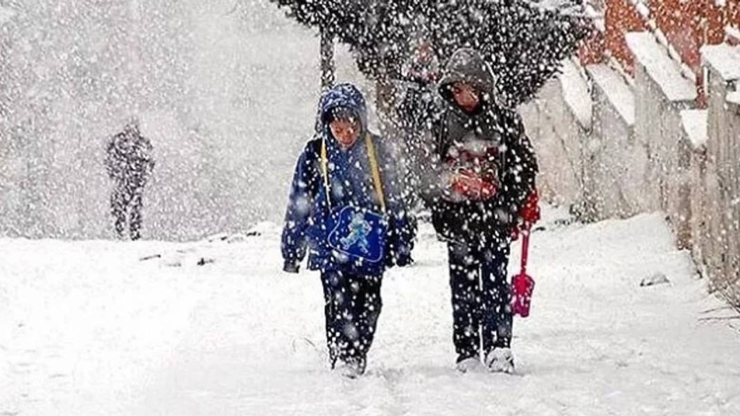 Son dakika valilik kararıyla okullar tatil edildi 2