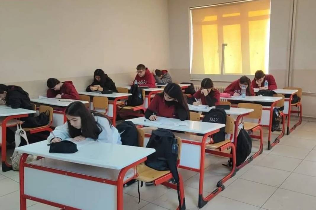 O öğrenciler sıfır almaktan kurtuldu, ek sınav yapılacak 1