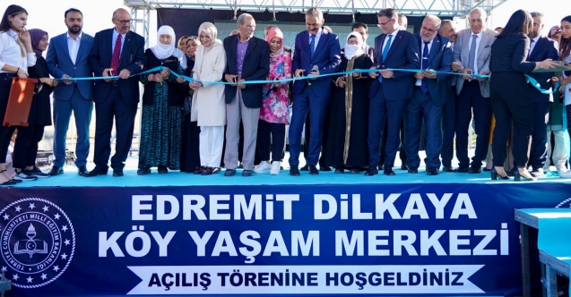 Bakan Özer'den Yönetmelik Değişikliği Açıklaması