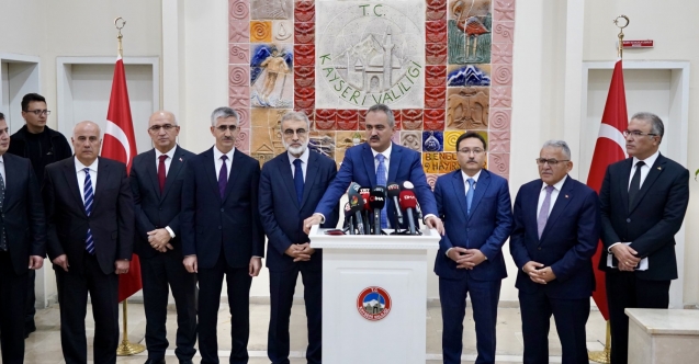 BAKAN ÖZER, KAYSERİ İL EĞİTİM DEĞERLENDİRME TOPLANTISI'NA KATILDI