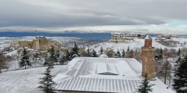 3 büyük deprem gören 5 bin yıllık tarihi mahallede tek taş bile düşmedi