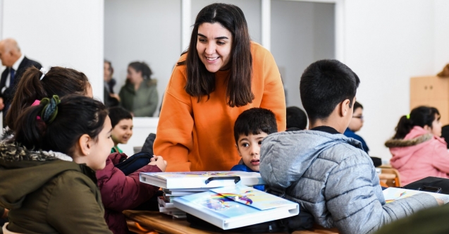 202 BİN 817 DEPREMZEDE ÖĞRENCİYE NAKİL İMKÂNI SAĞLANDI