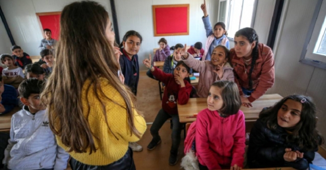 Ders zili 'konteyner ilkokul'da çalıyor