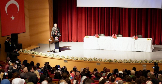 Bakan Özer: "2023 yılının sonuna kadar ücretsiz yemeği inşallah 7 buçuk milyona çıkartacağız"