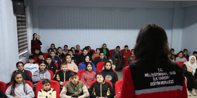 Gaziantep'te okullarda verilen ilk yardım eğitimi 20 öğrencinin hayatını kurtardı